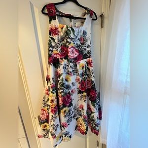 Anthropologie - Lovely breezy summer dress. Size 14.